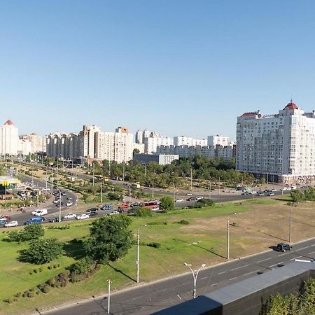 Stylish Panoramic Apartments. Smartplaza. Metro Minskaya Κίεβο Εξωτερικό φωτογραφία