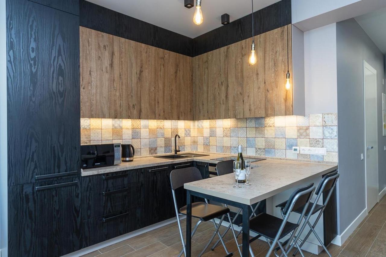Stylish Panoramic Apartments. Smartplaza. Metro Minskaya Κίεβο Εξωτερικό φωτογραφία